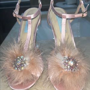 Blue by Betsey Johnson heels size 8